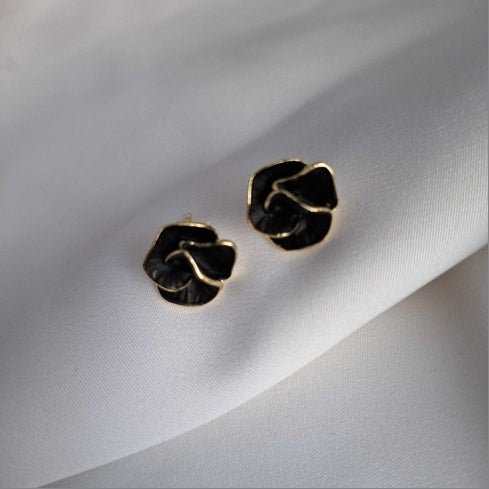 Trendy & Stylish Earrings: Elevate Your Look with Modern Designs