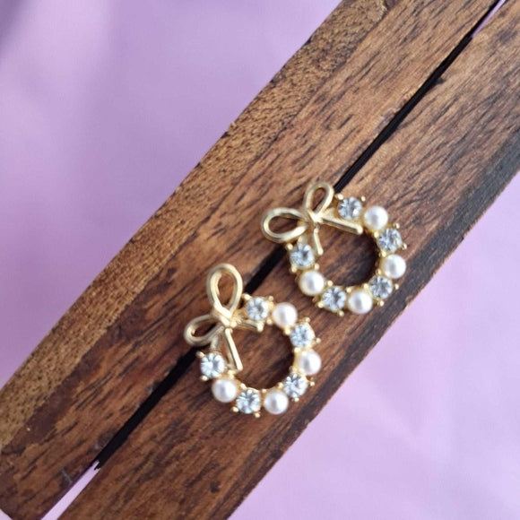 Trendy & Stylish Earrings: Elevate Your Look with Modern Designs