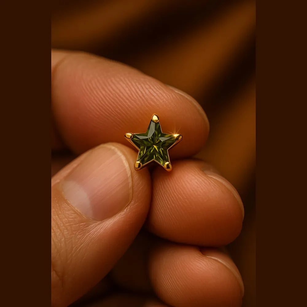 Women’s green star crystal stud earrings with real gold plating, handcrafted on a copper and brass base. These pushback earrings feature a glossy green gemstone in a star shape, offering a modern yet elegant look. Perfect for daily wear, parties, or gifting – from ZHome, Real, Good-Looking Jewellery.