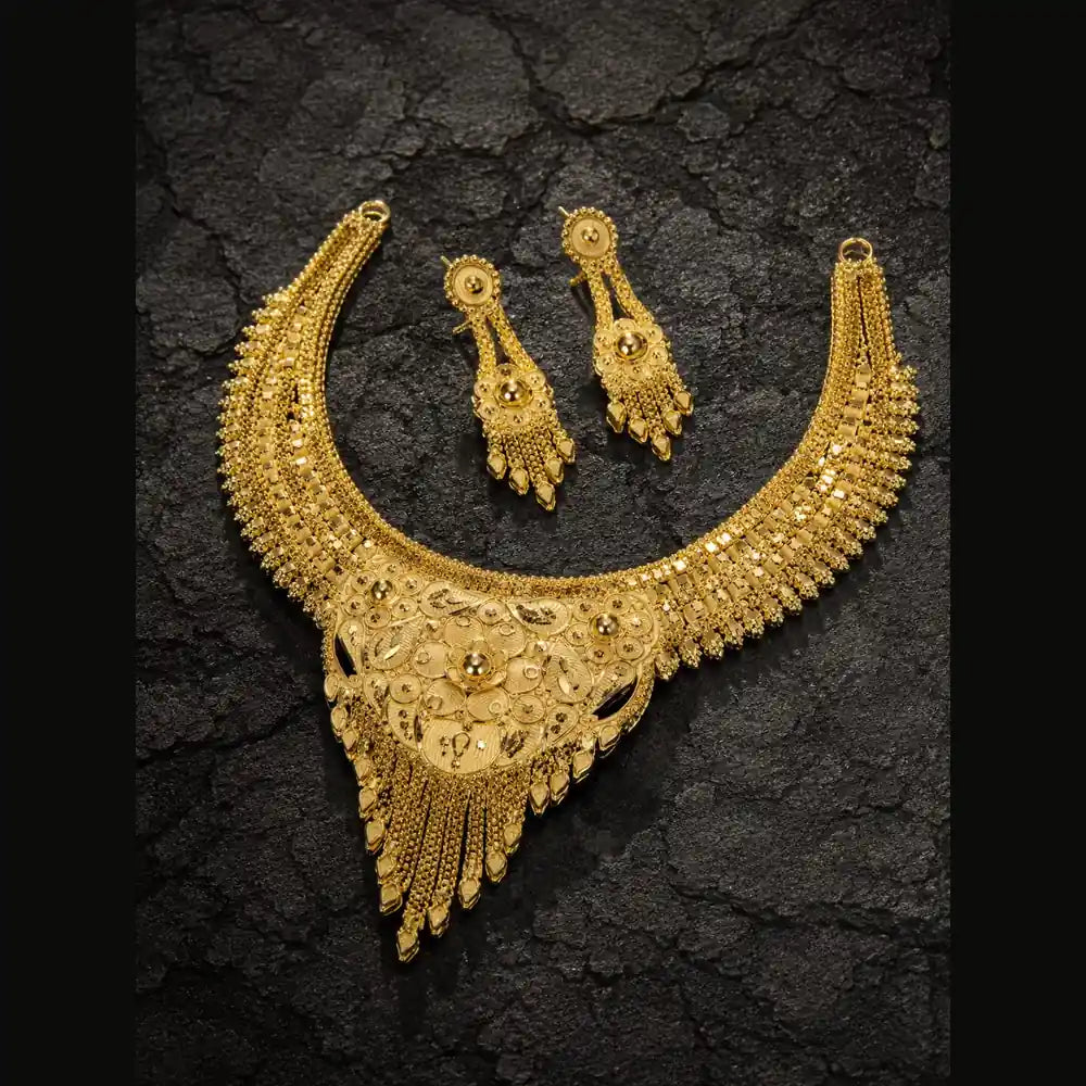 ZHome Exclusive Short Heavy Gold Finish Necklace Set – Pure Handmade Partywear Jewellery