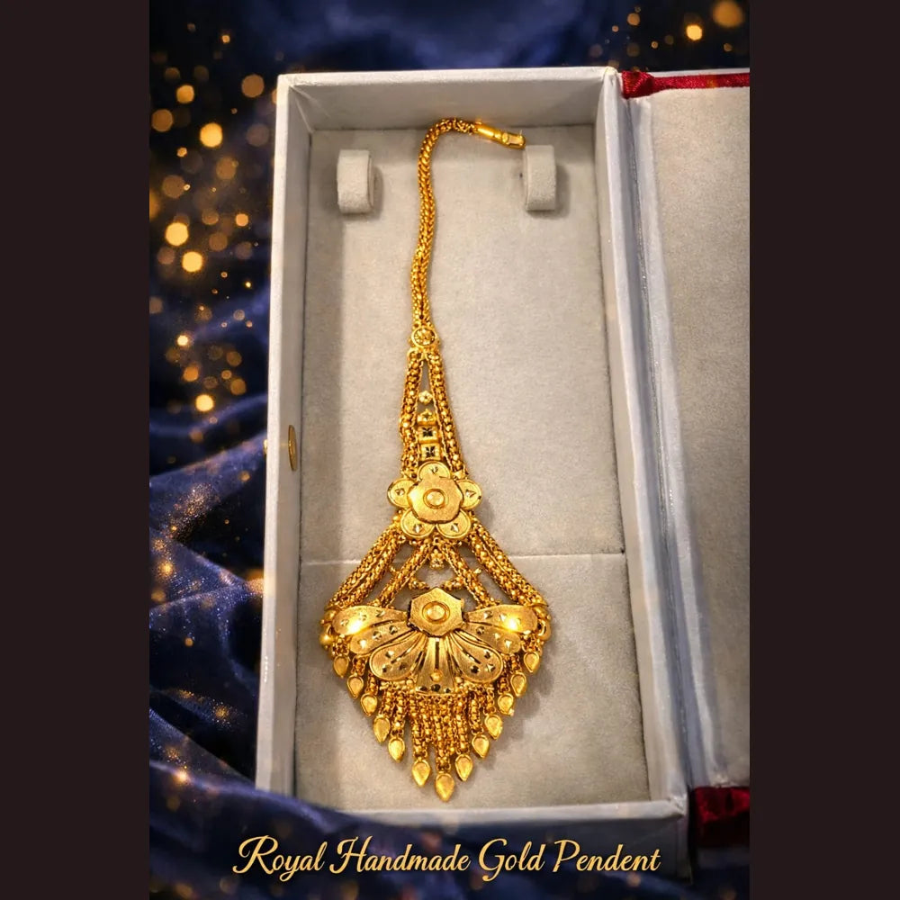 Elegant women jewellery by ZHome including necklace sets, earrings, rings and premium fashion accessories