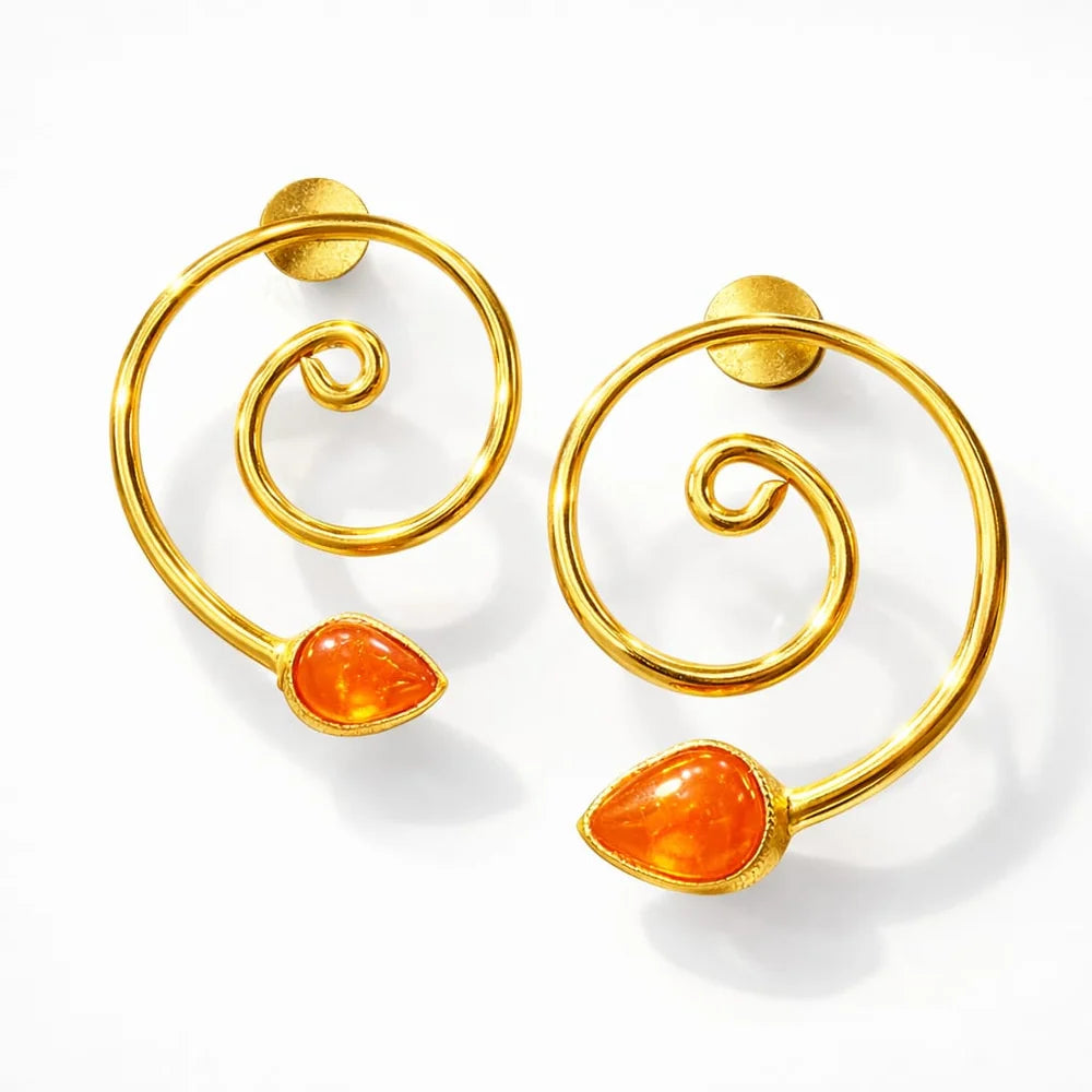 ZHome jewellery collection featuring elegant gold-look necklaces, earrings, rings and fashion accessories for women