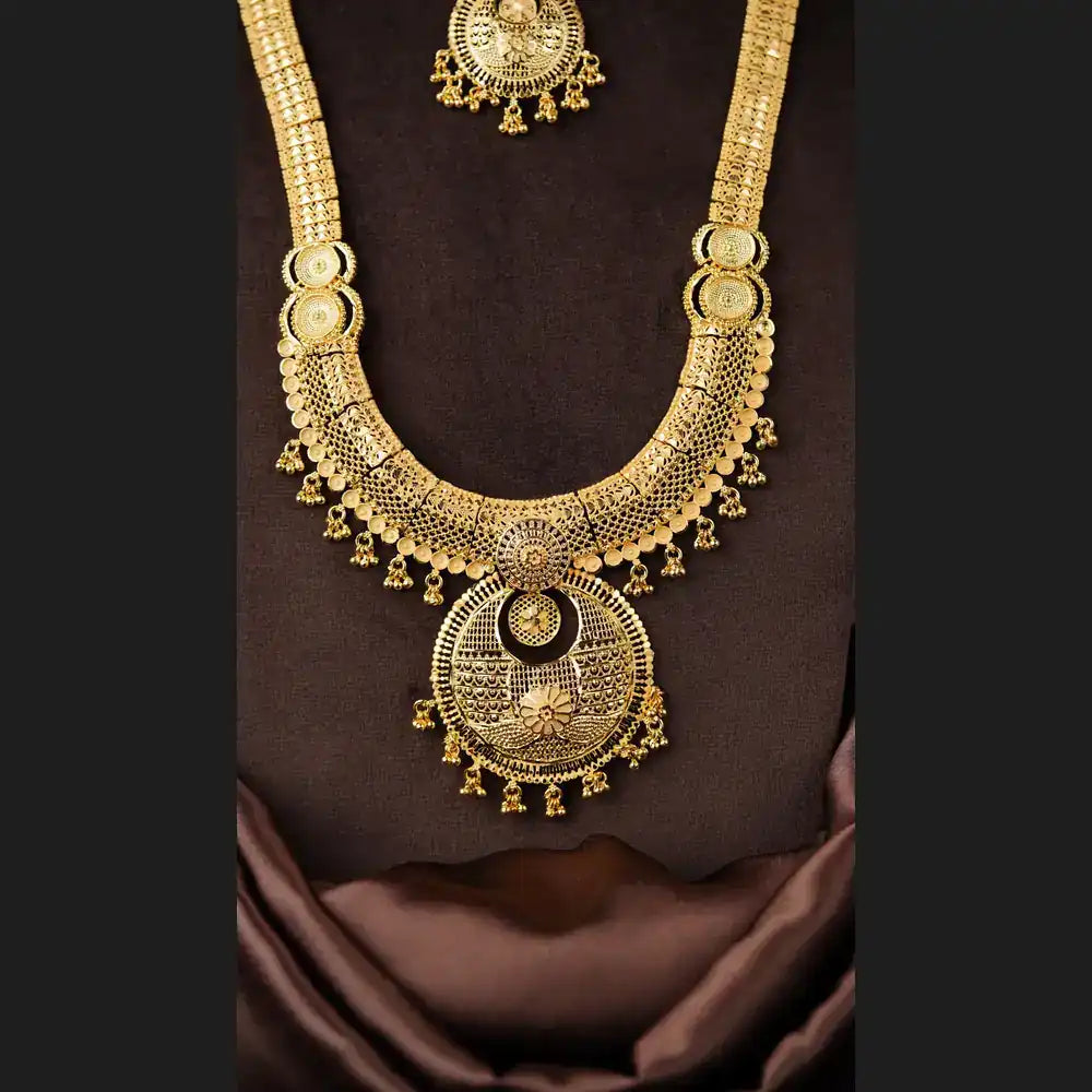 Antique Gold-Plated Temple Jewellery Set for Brides – Traditional South Indian Look