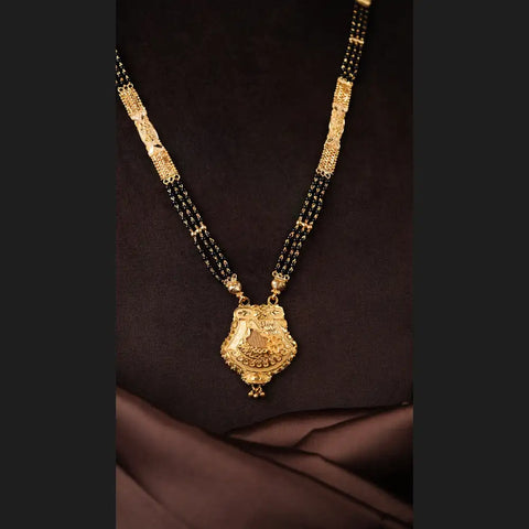 Antique Gold-Plated Temple Jewellery Set for Brides – Traditional South Indian Look