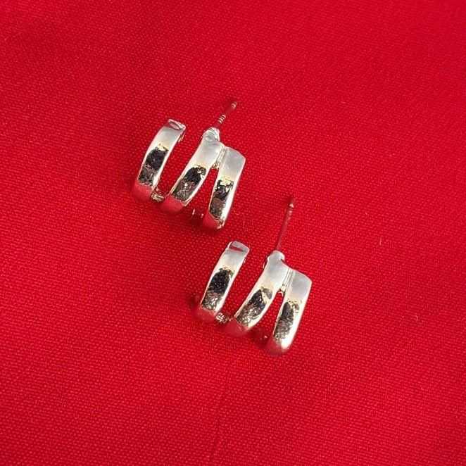 Anti-Tarnish Long-Lasting Stylish Earrings for Women: Top Trends & Best Picks