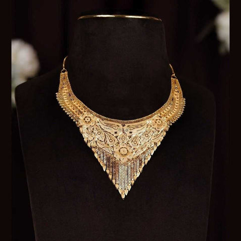 Bridal Gold Jewelry Set – Necklace, Earrings, Ring & Maang Tikka