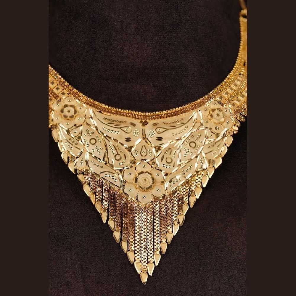 Bridal Gold Jewelry Set – Necklace, Earrings, Ring & Maang Tikka