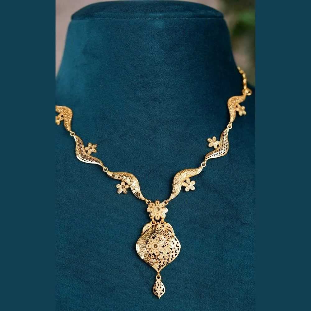 Elegant Gold-Plated Floral Filigree Necklace for Bridal and Festive Wear
