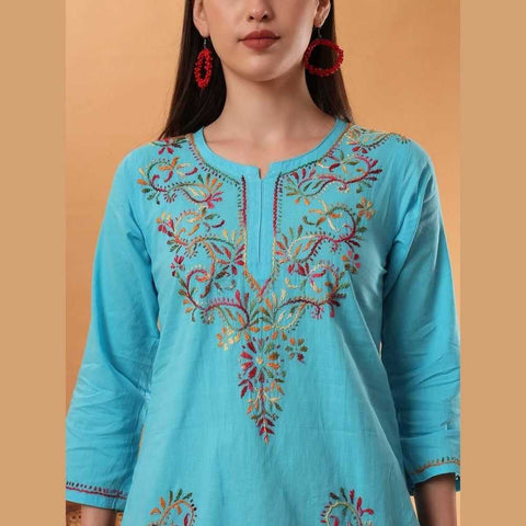Trendy Short Chikan Kurti Set – Handcrafted Elegance for Every Occasion!