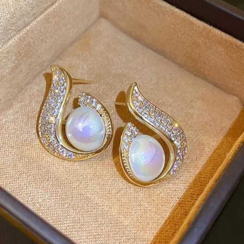 Trendy & Stylish Earrings: Elevate Your Look with Modern Designs