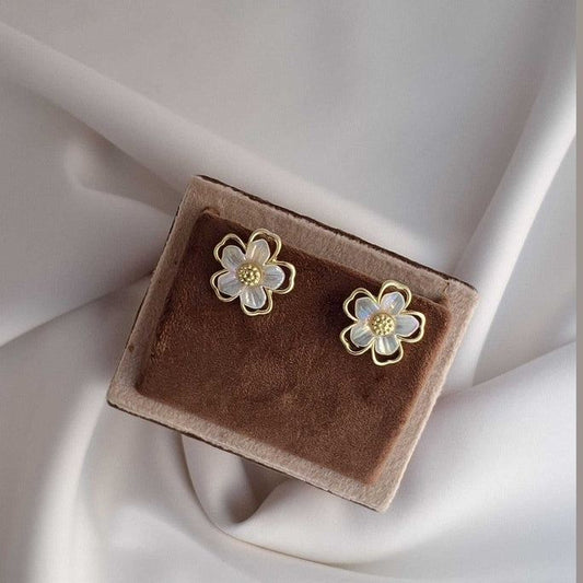 Trendy & Stylish Earrings: Elevate Your Look with Modern Designs