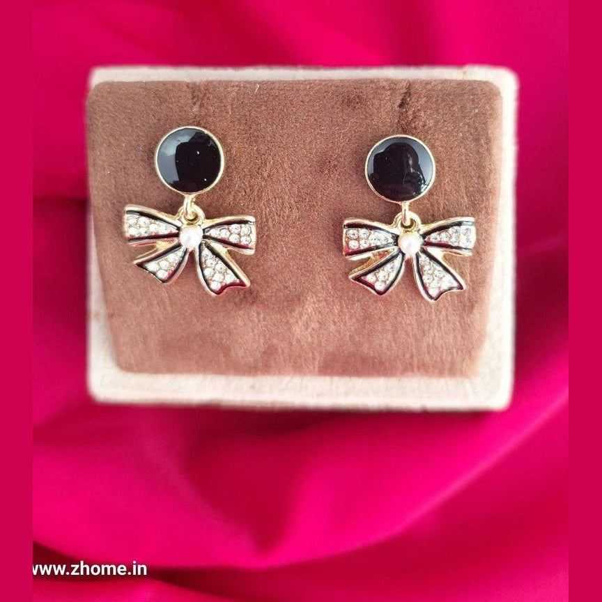Trendy & Stylish Earrings: Elevate Your Look with Modern Designs