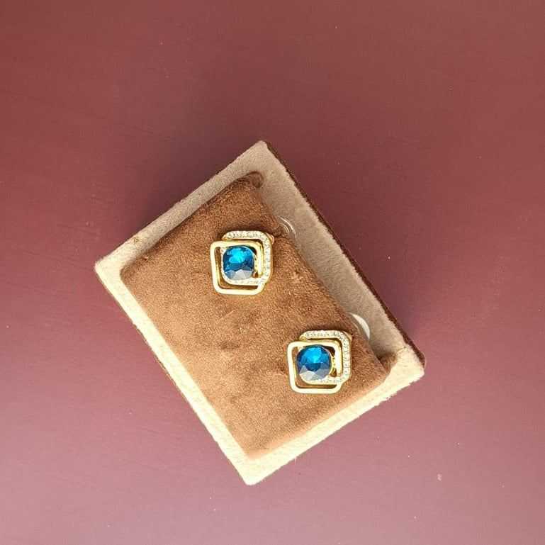 Trendy & Stylish Earrings: Elevate Your Look with Modern Designs