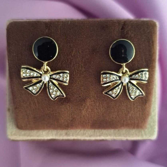 Trendy & Stylish Earrings: Elevate Your Look with Modern Designs