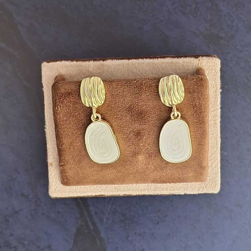 Trendy & Stylish Earrings: Elevate Your Look with Modern Designs