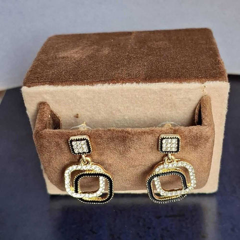 Trendy & Stylish Earrings: Elevate Your Look with Modern Designs