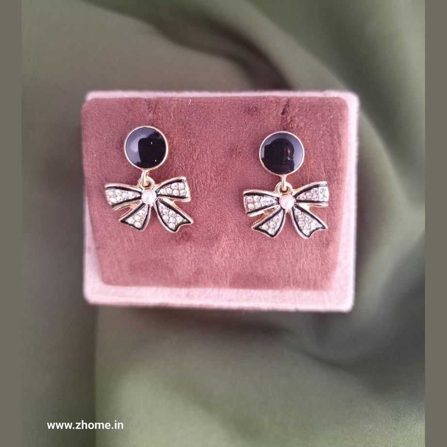 Trendy & Stylish Earrings: Elevate Your Look with Modern Designs