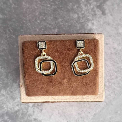 Trendy & Stylish Earrings: Elevate Your Look with Modern Designs