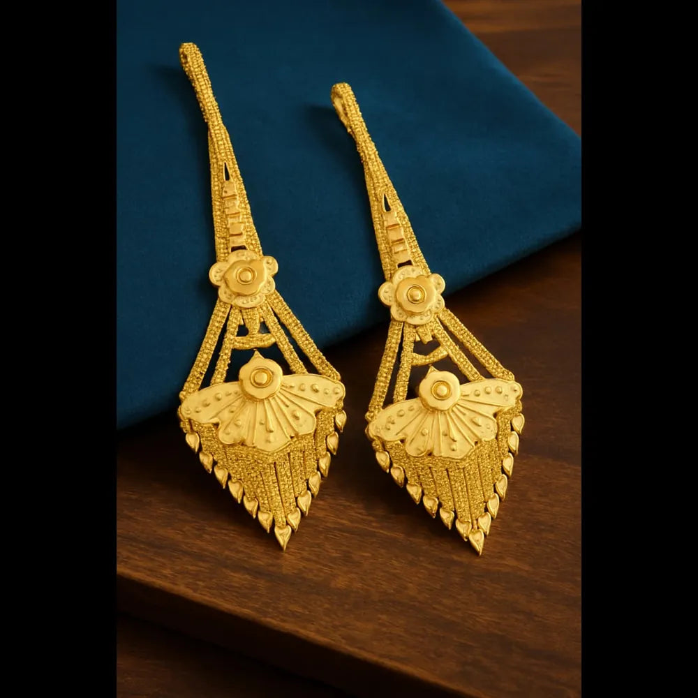 Product image of Real Gold-Looking 22-Carat Gold-Plated Earrings: A Guide to Elegance – image 1