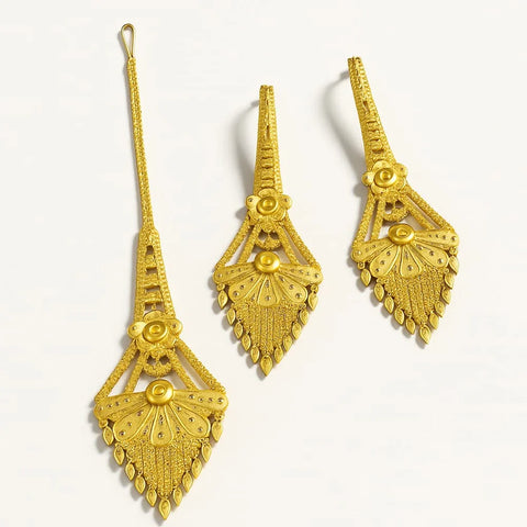 Elegant 22K Gold-Plated Earrings with Matching Maang Tikka – Real Gold Look