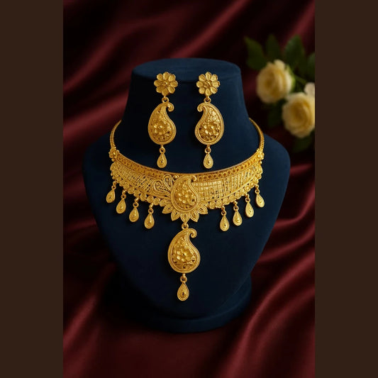 Royal Bridal Gold-Plated Choker Set – Handmade Paisley Design with Earrings