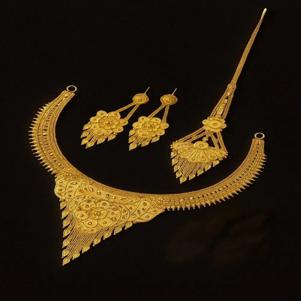 Radiant 22K Gold-Plated Necklace with Maang Tikka Set