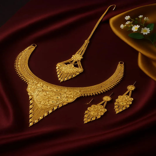 Radiant 22K Gold-Plated Necklace with Maang Tikka Set
