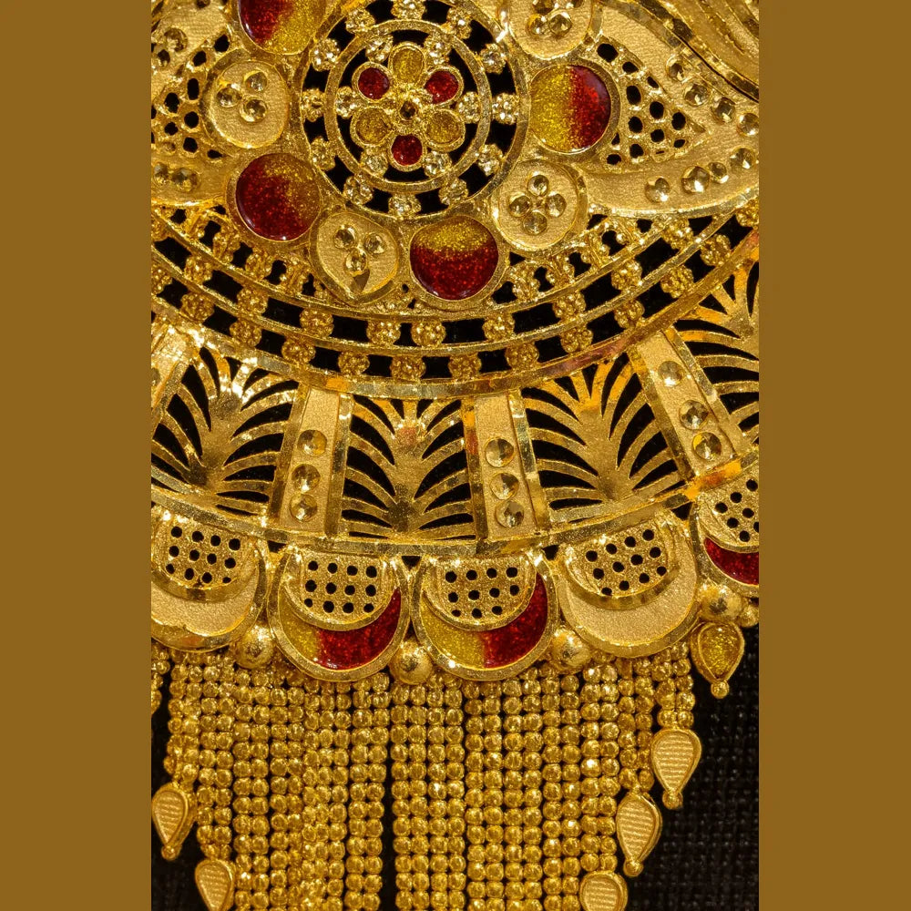 Royal Grace: Gold-Tone Long Necklace Jewelry Set