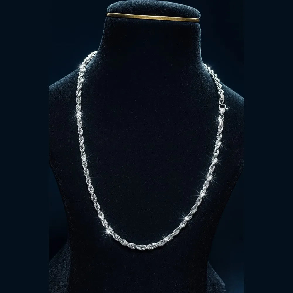 Stylish Unisex Silver-Plated Chain – Timeless Elegance for Every Occasion