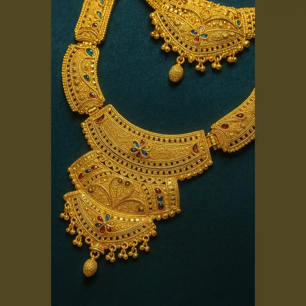 Exquisite 22K Gold-Plated Long Necklace – A Statement of Elegance