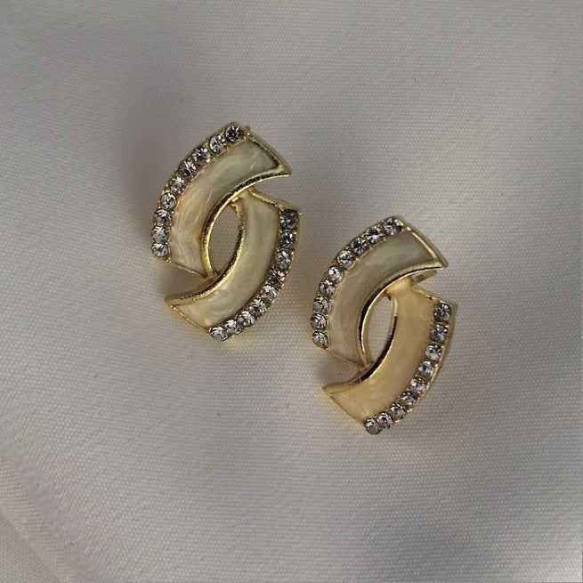 Elegant White Blossom Earrings