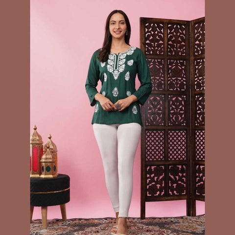 💚 Enchanting Chikan Short Kurti