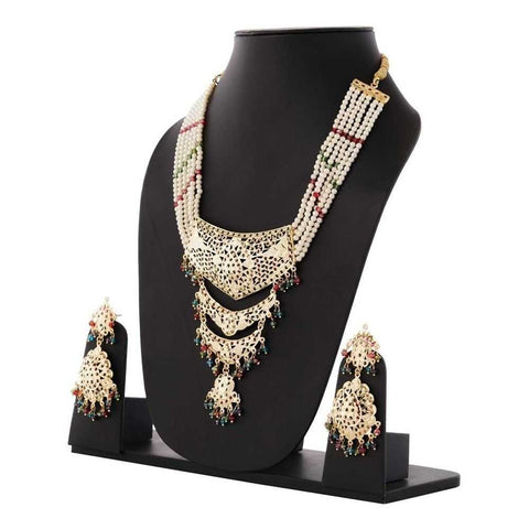 Eternal Glow: Gold-Inspired Elegance Necklace