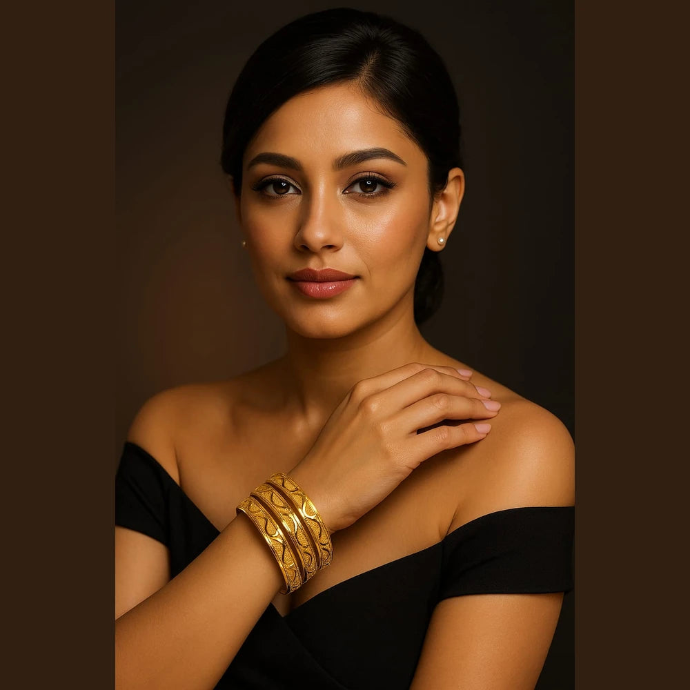 Handmade Gold-Tone Hath Kangan Chudi Set (4 Piece)